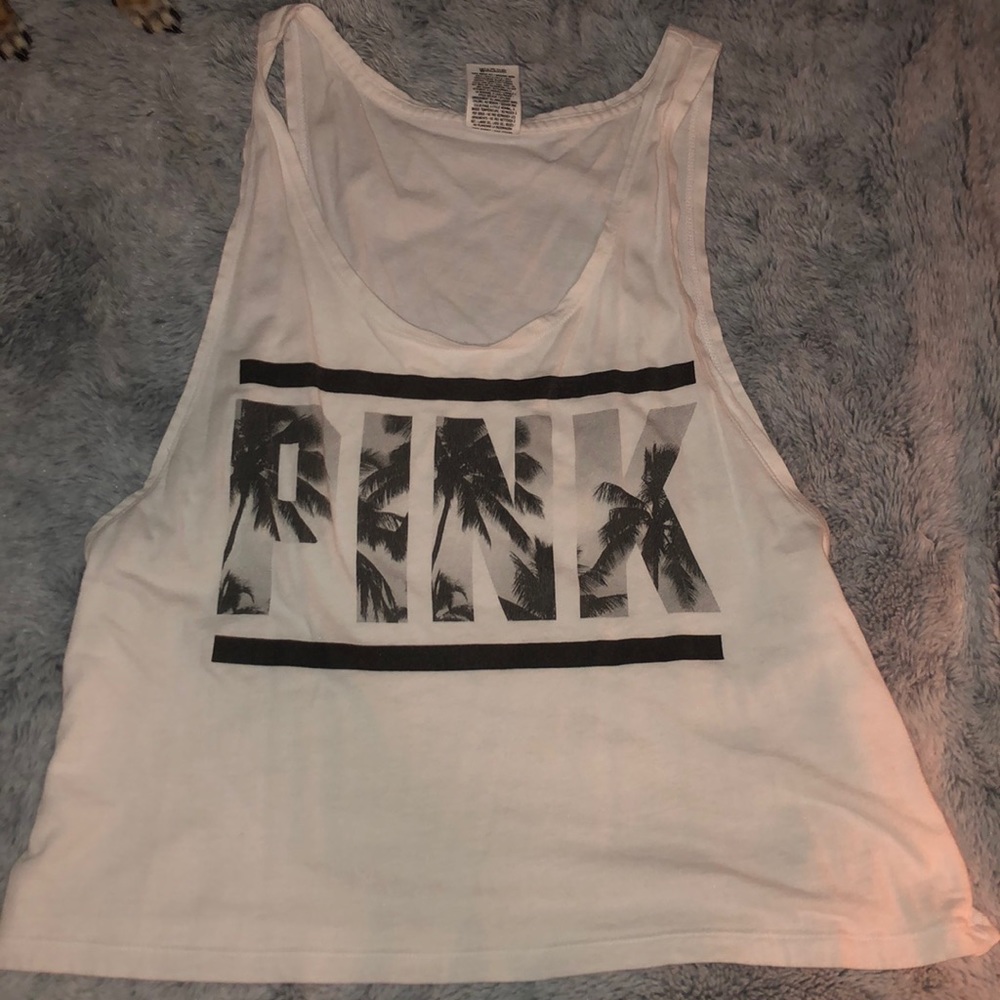 Pink tank top !